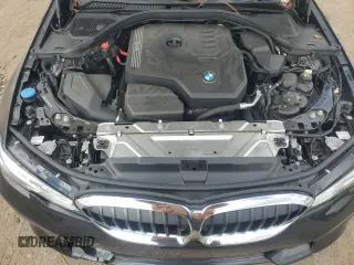 2021 BMW 3 Series 330i xDrive with VIN WBA5R7C09MFK87371, listed as a Copart auction lot 81160724 with 46,817 mi miles and Salvage Title. Bid and sale history available at carsss.com. Image 11.
