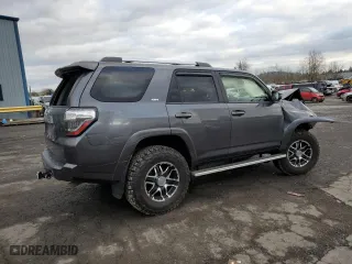 2020 Toyota 4Runner SR5 with VIN JTEBU5JRXL5813596, listed as a Copart auction lot 39779893 with 27,470 mi miles. Bid and sale history available at carsss.com. Image 3.