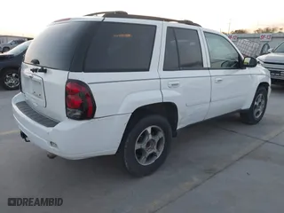 2008 Chevrolet TrailBlazer LT w/3LT with VIN 1GNDS13S882156793, listed as a IAAI auction lot 41833417 with 165,861 mi miles. Bid and sale history available at carsss.com. Image 4.