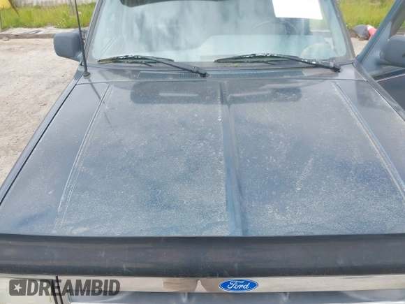 1994 Ford Explorer Eddie Bauer z VIN 1FMDU34X1RUA06860, wystawiony jako IAAI lot #42218488 z przebiegiem 68 682 mil mil oraz . Historia ofert i sprzedaży dostępna na DreamBid. Obrazek 10.