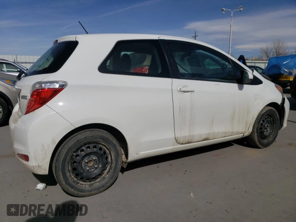 2013 Toyota Yaris L with VIN JTDJTUD30DD572322, listed as a Copart auction lot 47873475 with 77,441 mi miles and Salvage Title. Bid and sale history available at carsss.com. Image 3.