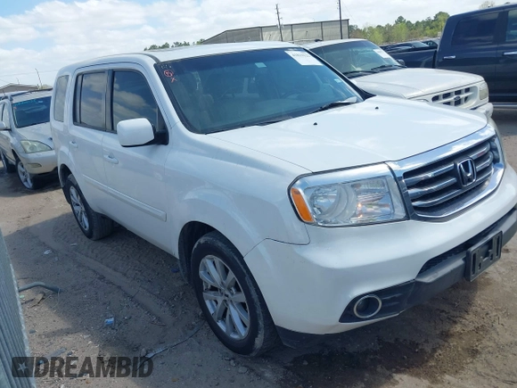 2012 Honda Pilot EX-L with VIN 5FNYF3H52CB023756, listed as a IAAI auction lot 41819122 with 177,946 mi miles. Bid and sale history available at carsss.com. Image 1.