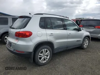 2017 Volkswagen Tiguan S with VIN WVGBV7AXXHK000128, listed as a Copart auction lot 47925435 with 140,257 mi miles and Clean Title. Bid and sale history available at DreamBid. Image 3.