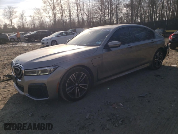 2020 BMW 7 Series z VIN WBA7W4C07LCD18314, wystawiony jako Copart lot #43724774 z przebiegiem 25 873 mil mil oraz . Historia ofert i sprzedaży dostępna na DreamBid. Obrazek 1.