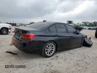 2016 BMW 3 Series 320i z VIN WBA8A9C55GK619006, wystawiony jako Copart lot #51432705 z przebiegiem 93 073 mil mil oraz Szkoda całkowita • Salvage title. Historia ofert i sprzedaży dostępna na DreamBid. Obrazek 3.
