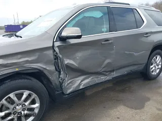 2018 Chevrolet Traverse LT Cloth with VIN 1GNERGKW9JJ242827, listed as a IAAI auction lot 41781606 with 125,113 mi miles. Bid and sale history available at carsss.com. Image 6.