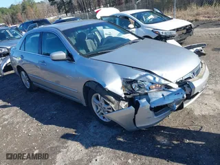 2006 Honda Accord Sdn LX SE with VIN 1HGCM56386A165458, listed as a IAAI auction lot 41087530 with 195,211 mi miles. Bid and sale history available at carsss.com. Image 1.