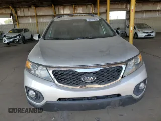 2013 Kia Sorento EX with VIN 5XYKUDA62DG345831, listed as a Copart auction lot 86206974 with 0 mi miles and Clean Title. Bid and sale history available at carsss.com. Image 5.