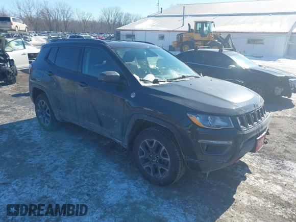 2018 Jeep Compass Trailhawk with VIN 3C4NJDDB5JT458112, listed as a IAAI auction lot 41617567 with 79,612 mi miles and . Bid and sale history available at carsss.com. Image 1.