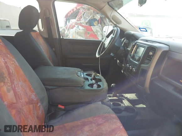 2017 Ram 2500 Tradesman с VIN 3C6TR5HT3HG554310, выставлен на аукционе IAAI как лот 42501591 с пробегом 226 721 миль миль и . История ставок и продаж доступна на DreamBid. Изображение 5.