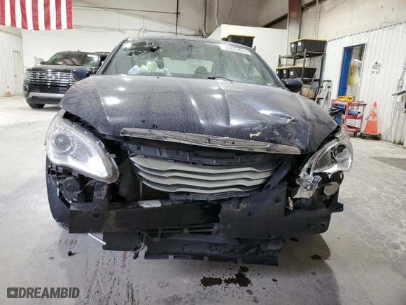 2013 Chrysler 200 Touring with VIN 1C3CCBBGXDN532783, listed as a Copart auction lot 49552075 with 121,169 mi miles and Salvage Title. Bid and sale history available at carsss.com. Image 5.