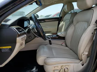 2017 Genesis G90 Ultimate z VIN KMHG54JH0HU031003, wystawiony jako Copart lot #52653315 z przebiegiem 123 061 mil mil oraz Czysty tytuł • Clean title. Historia ofert i sprzedaży dostępna na DreamBid. Obrazek 7.