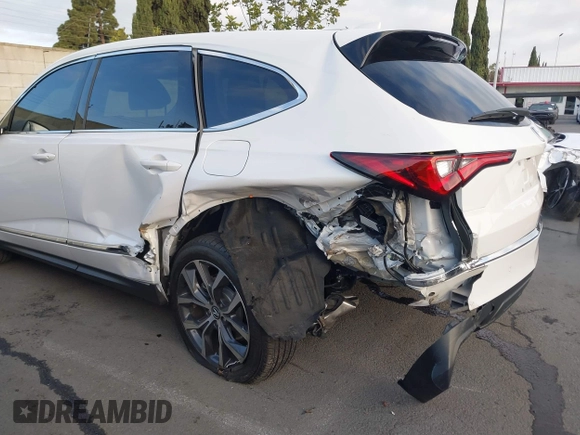 2024 Acura MDX Technology z VIN 5J8YD9H42RL007046, wystawiony jako IAAI lot #41701531 z przebiegiem 7 581 mil mil oraz . Historia ofert i sprzedaży dostępna na DreamBid. Obrazek 6.