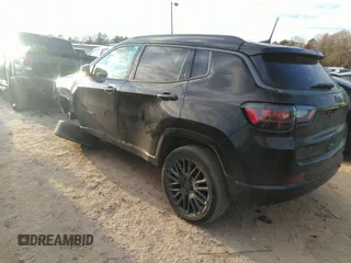 2022 Jeep Compass High Altitude with VIN 3C4NJDCB8NT121845, listed as a IAAI auction lot 41145281 with 22,848 mi miles and . Bid and sale history available at carsss.com. Image 3.