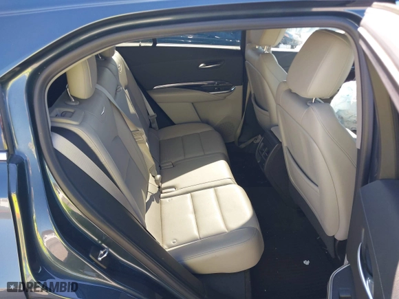 2019 Cadillac XT4 FWD Luxury with VIN 1GYAZAR45KF185338, listed as a IAAI auction lot 41990341 with 69,272 mi miles. Bid and sale history available at carsss.com. Image 8.