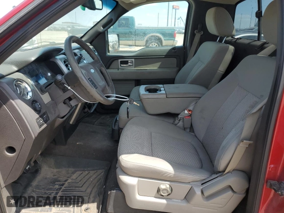 2009 Ford F-150 z VIN 1FTPF148X9KB16634, wystawiony jako Copart lot #57027435 z przebiegiem 97 097 mil mil oraz Czysty tytuł • Clean title. Historia ofert i sprzedaży dostępna na DreamBid. Obrazek 7.