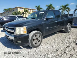 2010 Chevrolet Silverado 1500 LT with VIN 1GCSCSE06AZ133718, listed as a Copart auction lot 48911275 with 232,479 mi miles and Salvage Title. Bid and sale history available at DreamBid. Image 1.
