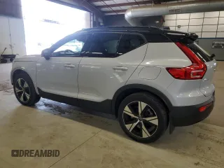 2021 Volvo XC40 с VIN YV4ED3UR8M2546301, выставлен на аукционе Copart как лот 56724205 с пробегом 19 132 миль миль и Списание • Salvage title. История ставок и продаж доступна на DreamBid. Изображение 2.