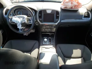 2019 Chrysler 300 Touring with VIN 2C3CCAAG4KH590597, listed as a Copart auction lot 50419665 with 19,800 mi miles and Salvage Title. Bid and sale history available at carsss.com. Image 8.