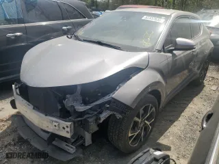 2018 Toyota C-HR XLE with VIN JTNKHMBX2J1004061, listed as a Copart auction lot 52337635 with 84,286 mi miles and Salvage Title. Bid and sale history available at carsss.com. Image 1.