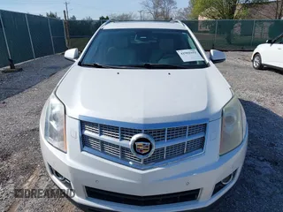 2011 Cadillac SRX Performance Collection with VIN 3GYFNEEYXBS559777, listed as a IAAI auction lot 41901651 with 177,662 mi miles. Bid and sale history available at carsss.com. Image 6.