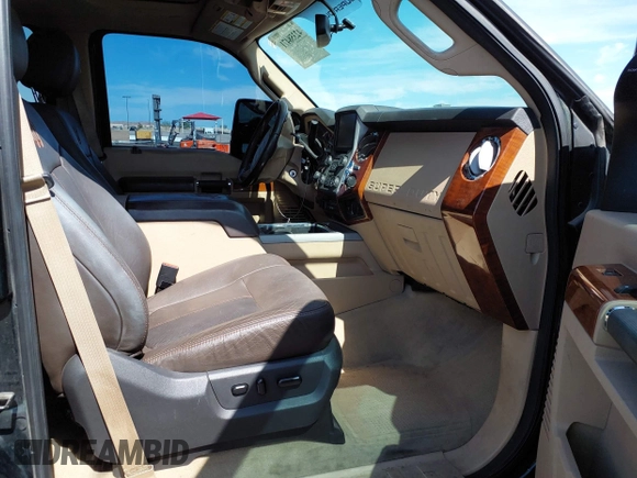2015 Ford F-250 Lariat z VIN 1FT7W2BT9FEC36528, wystawiony jako IAAI lot #42358471 z przebiegiem 157 487 mil mil oraz . Historia ofert i sprzedaży dostępna na DreamBid. Obrazek 5.