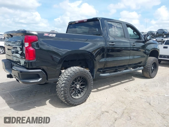 2021 Chevrolet Silverado 1500 Custom with VIN 3GCUYBEFXMG200422, listed as a IAAI auction lot 41955342 with 40,876 mi miles and . Bid and sale history available at DreamBid. Image 4.