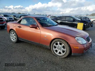 2000 Mercedes-Benz SLK 230 Kompressor с VIN WDBKK47F0YF145180, выставлен на аукционе Copart как лот 86648924 с пробегом 130 460 миль миль и Списание • Salvage title. История ставок и продаж доступна на DreamBid. Изображение 4.