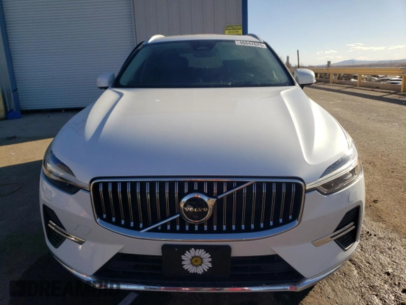 2022 Volvo XC60 Recharge Plug-In Hybrid Inscription with VIN YV4BR0DL9N1962007, listed as a Copart auction lot 46642625 with 46,517 mi miles and Salvage Title. Bid and sale history available at carsss.com. Image 5.