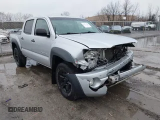 2008 Toyota Tacoma z VIN 5TELU42N08Z576443, wystawiony jako IAAI lot #41992680 z przebiegiem 168 473 mil mil oraz . Historia ofert i sprzedaży dostępna na DreamBid. Obrazek 1.
