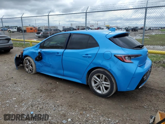 2020 Toyota Corolla Hatchback SE with VIN JTND4RBE8L3089060, listed as a Copart auction lot 68711174 with 142,431 mi miles and Salvage Title. Bid and sale history available at carsss.com. Image 2.