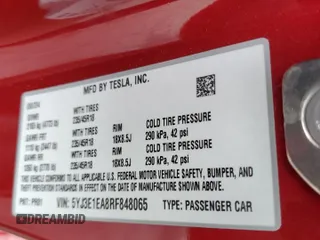2024 Tesla Model 3 z VIN 5YJ3E1EA8RF848065, wystawiony jako Copart lot #82765684 z przebiegiem 3782 mil mil oraz Szkody całkowita. Historia ofert i sprzedaży dostępna na DreamBid. Obrazek 14.