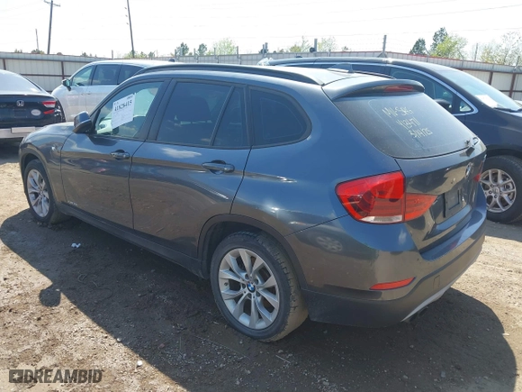 2014 BMW X1 xDrive28i with VIN WBAVL1C52EVY13471, listed as a IAAI auction lot 41828415 with 1 mi miles. Bid and sale history available at carsss.com. Image 3.