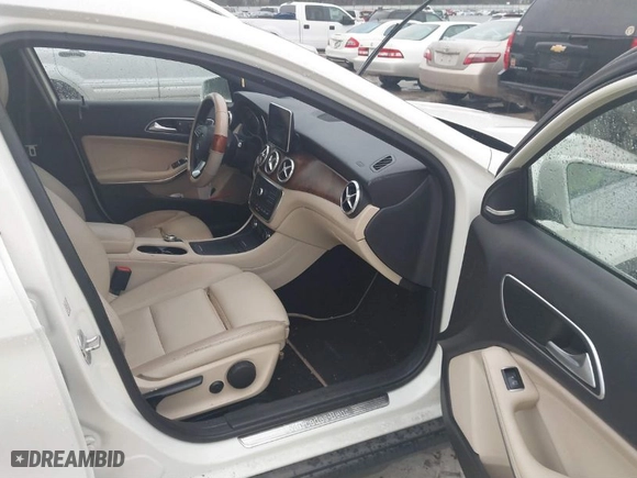 2016 Mercedes-Benz GLA with VIN WDCTG4GB4GJ189399, listed as a IAAI auction lot 41518877 with 129,012 mi miles. Bid and sale history available at carsss.com. Image 5.