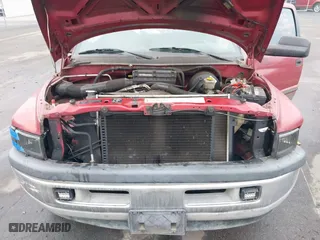 1998 Dodge Ram 1500 with VIN 3B7HC13Z8WG211462, listed as a IAAI auction lot 41468214 with 259,305 mi miles. Bid and sale history available at carsss.com. Image 10.