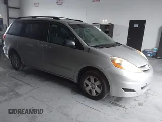 2006 Toyota Sienna CE z VIN 5TDZA23C96S475500, wystawiony jako IAAI lot #42383718 z przebiegiem 120 040 mil mil oraz . Historia ofert i sprzedaży dostępna na DreamBid. Obrazek 1.