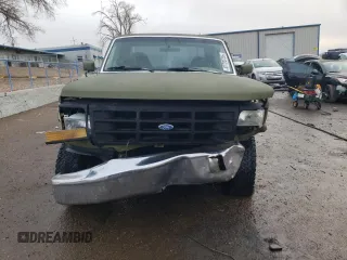 1992 Ford F-250 with VIN 1FTHX26M6NKA32015, listed as a Copart auction lot 87720755 with 226,056 mi miles and Salvage Title. Bid and sale history available at carsss.com. Image 5.