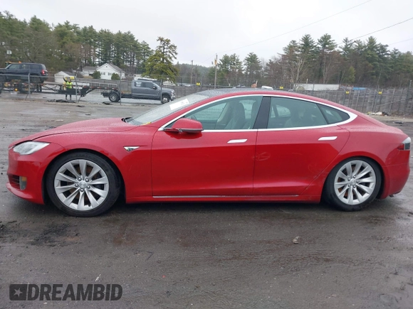 2016 Tesla Model S 90D with VIN 5YJSA1E28GF150889, listed as a IAAI auction lot 41958931 with 24,090 mi miles and . Bid and sale history available at DreamBid. Image 14.