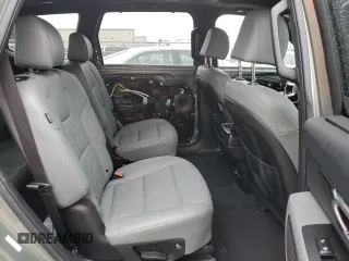 2024 Kia Telluride SX Prestige with VIN 5XYP5DGC6RG430632, listed as a Copart auction lot 84682464 with 38,880 mi miles and Salvage title. Bid and sale history available at DreamBid. Image 11.