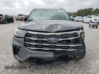 2025 Ford Explorer Active with VIN 1FMUK7DH2SGA28019, listed as a Copart auction lot 51814125 with 637 mi miles and Salvage Title. Bid and sale history available at carsss.com. Image 5.