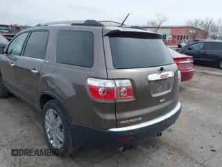 2010 GMC Acadia SLT2 z VIN 1GKLRNED2AJ128641, wystawiony jako IAAI lot #41997491 z przebiegiem 210 153 mil mil oraz . Historia ofert i sprzedaży dostępna na DreamBid. Obrazek 3.