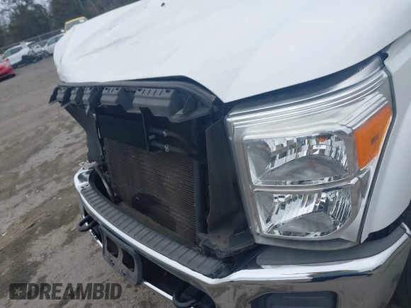 2012 Ford F-250 XL z VIN 1FTBF2A67CEB04806, wystawiony jako IAAI lot #41853164 z przebiegiem 120 875 mil mil oraz . Historia ofert i sprzedaży dostępna na DreamBid. Obrazek 6.