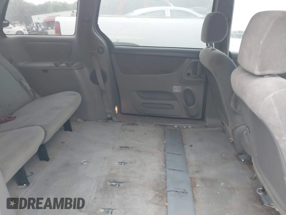 2006 Toyota Sienna CE with VIN 5TDZA23C16S557267, listed as a IAAI auction lot 41976547 with 256,192 mi miles. Bid and sale history available at carsss.com. Image 8.