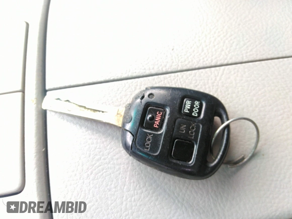 2005 Lexus RX 330 with VIN JTJGA31U350047803, listed as a IAAI auction lot 42756123 with 191,751 mi miles and . Bid and sale history available at DreamBid. Image 11.