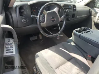 2009 GMC Sierra 1500 SLE with VIN 1GTEK29099Z115302, listed as a Copart auction lot 69263134 with 140,903 mi miles and Salvage Title. Bid and sale history available at carsss.com. Image 8.