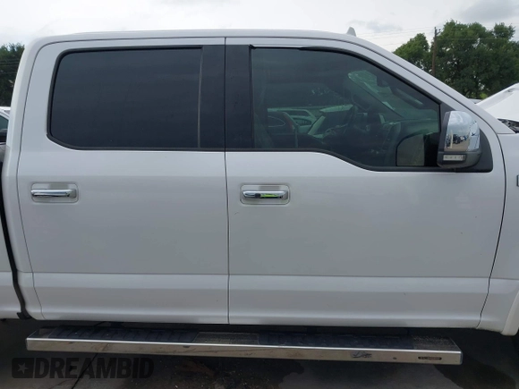2018 Ford F-150 XL z VIN 1FTEW1EG1JKC32919, wystawiony jako IAAI lot #42486820 z przebiegiem 166 382 mil mil oraz . Historia ofert i sprzedaży dostępna na DreamBid. Obrazek 14.