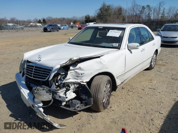 2002 Mercedes-Benz E-Class with VIN WDBJF82JX2X072291, listed as a IAAI auction lot 41754115 with 183,323 mi miles. Bid and sale history available at carsss.com. Image 2.