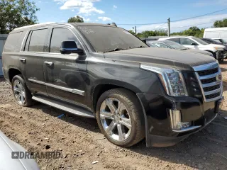 2016 Cadillac Escalade Luxury Collection z VIN 1GYS4BKJ7GR176445, wystawiony jako Copart lot #66930184 z przebiegiem 71 356 mil mil oraz Szkoda całkowita • Salvage title. Historia ofert i sprzedaży dostępna na DreamBid. Obrazek 4.