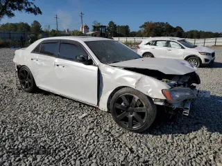 2012 Chrysler 300 SRT8 with VIN 2C3CCAFJ0CH801266, listed as a Copart auction lot 78186364 with 61,916 mi miles and Salvage Title. Bid and sale history available at carsss.com. Image 4.