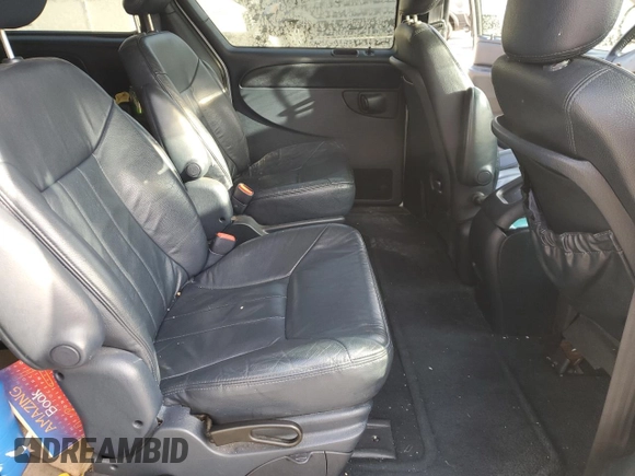 2002 Chrysler Town & Country LXi with VIN 2C8GP54L42R633877, listed as a Copart auction lot 42253175 with 193,587 mi miles and Clean Title. Bid and sale history available at carsss.com. Image 11.